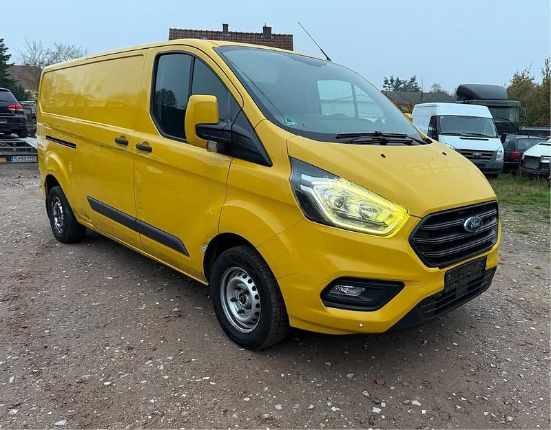Gebraucht Ford Transit 131 PS (96 kW) 2018 Gelb Van / Kleinbus