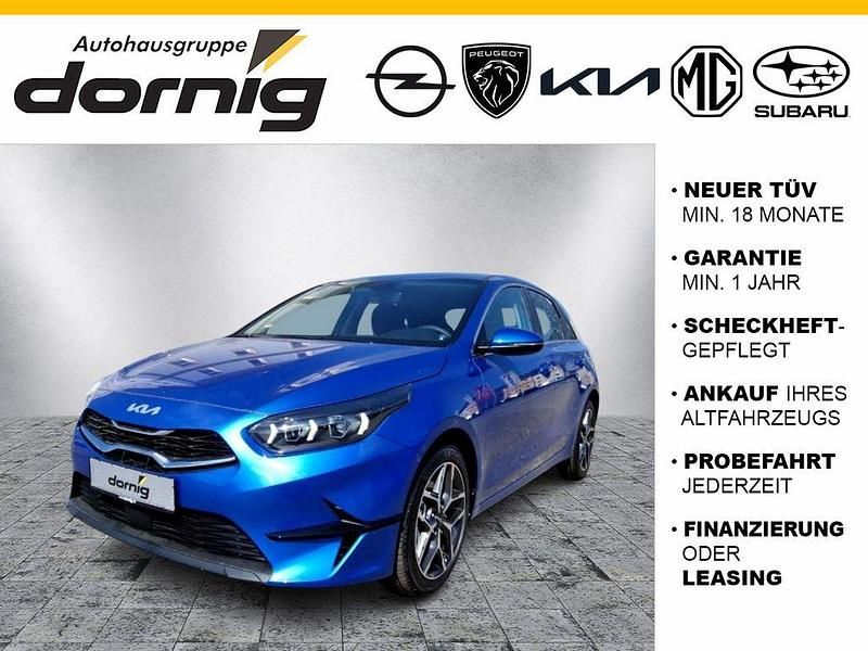 Neu Kia Ceed Spirit 140 PS (102 kW) 2025 Blau Kleinwagen