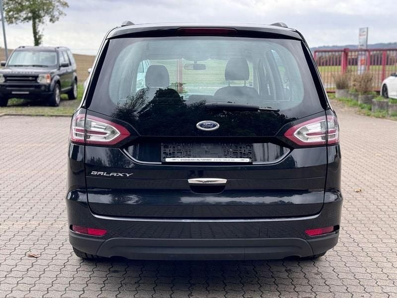 Gebraucht Ford Galaxy 120 PS (88 kW) 2016 Schwarz Van / Kleinbus