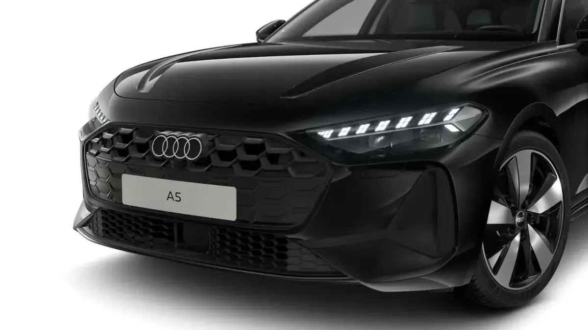 Gebraucht Audi A5 Sport 204 PS (150 kW) 2025 Schwarz Kombi