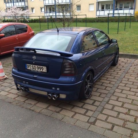 Gebraucht Opel Astra 114 PS (83 kW) 2002 Blau Limousine