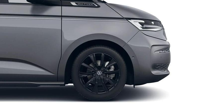 Gebraucht VW Multivan Style 150 PS (110 kW) 2025 Indiumgrau metallic (metallic) Van