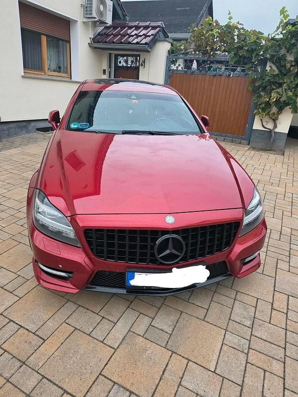 Gebraucht Mercedes CLS350 Shooting Brake 258 PS (189 kW) 2014 Rot Kombi