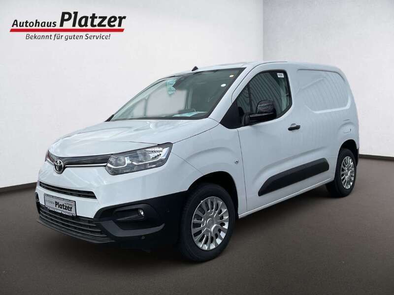 Gebraucht 2024 Toyota Proace 1.5 Diesel 102 PS (23.980 €) | 93055 ...