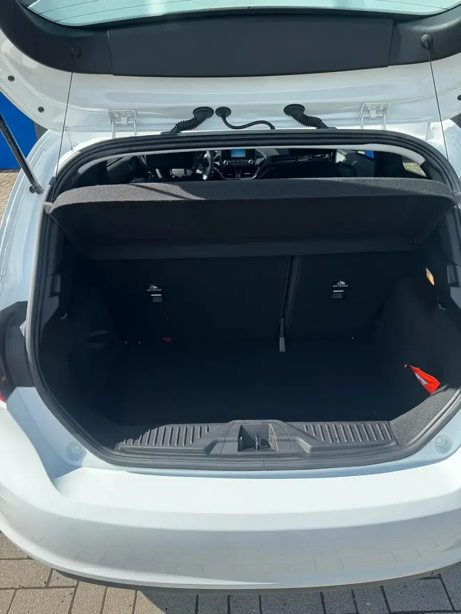 Gebraucht Ford Fiesta 70 PS (51 kW) 2019 Weiß Kleinwagen