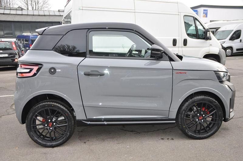 Nouă Ligier JS50 2026 Gri Hatchback