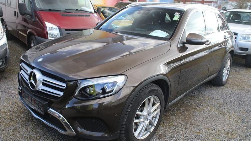 Gebraucht Mercedes GLC220 170 PS (125 kW) 2016 Grau SUV