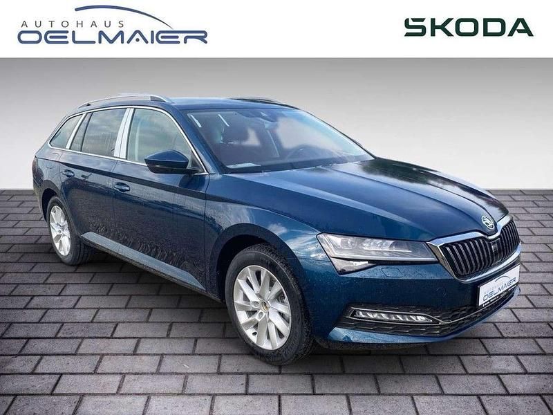 Gebraucht Skoda Superb Style 150 PS (110 kW) 2024 Andere farbe Kombi