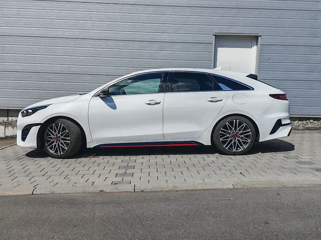 Gebraucht Kia ProCeed GT GT 204 PS (150 kW) 2024 Weiß Kleinwagen