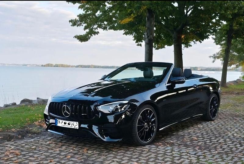 Schwarz Gebraucht 2024 Mercedes E53 AMG AMG Cabrio | 61.350 € - Bild 1/4