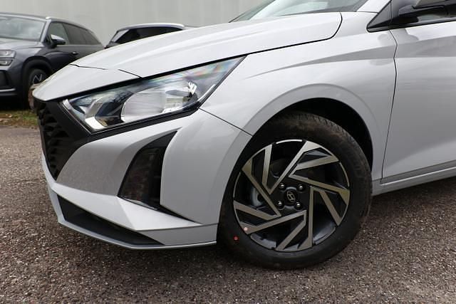 Neu Hyundai i20 Select 90 PS (66 kW) 2026 Lumen grey mineraleffekt lumen grey mineraleffekt Kleinwagen