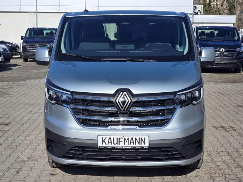Ny Renault Trafic Evolution 110 HK (80 kW) 2025 Grå MPV