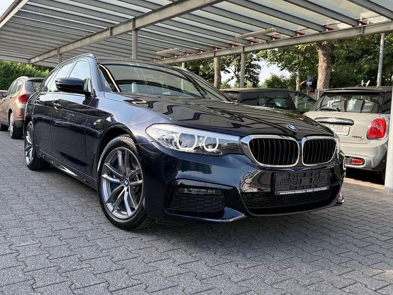 Schwarz Gebraucht 2019 BMW 540 M Sport Kombi | 37.599 € (Fairer Preis) - Bild 1/4