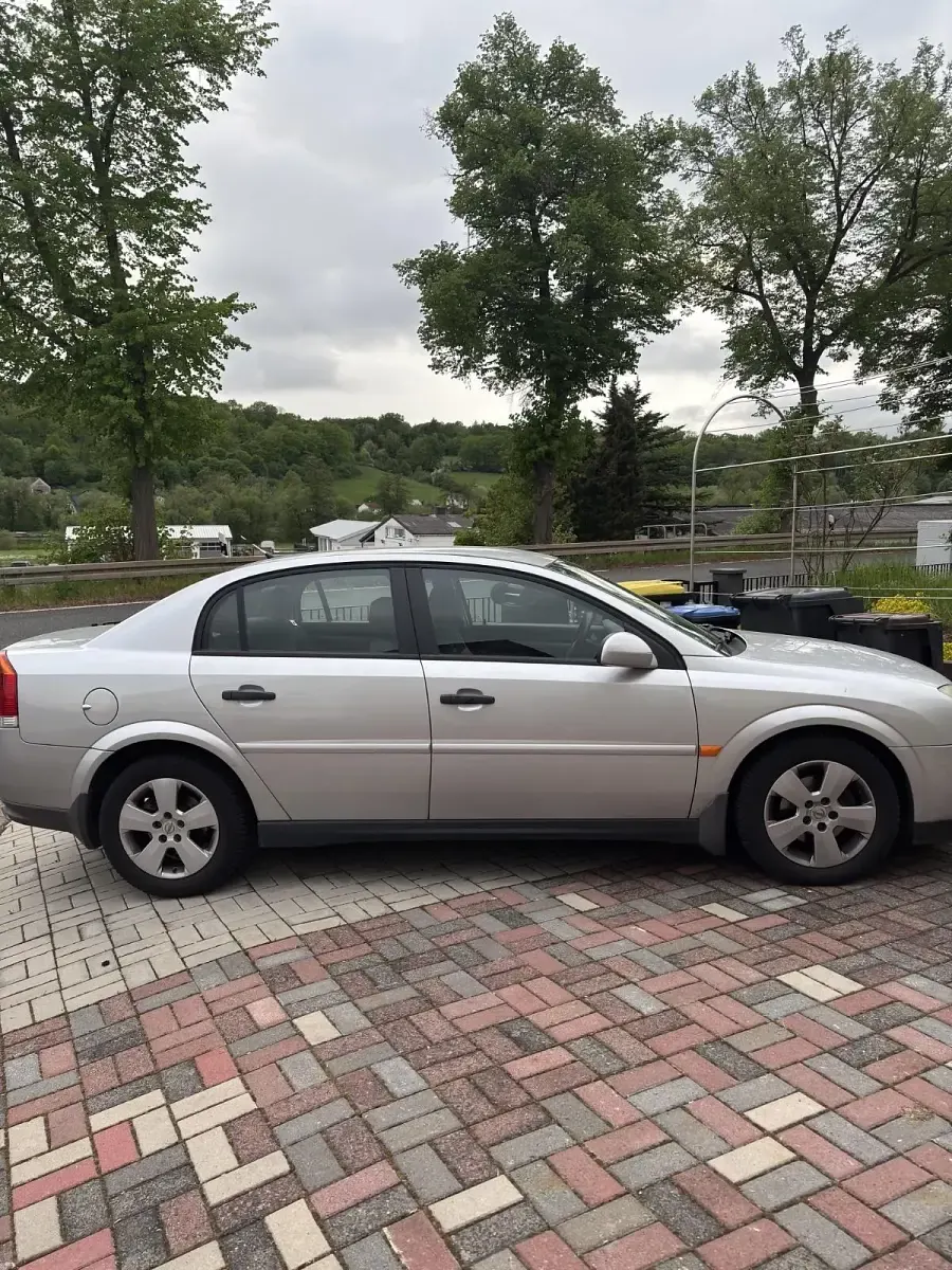 Gebraucht Opel Vectra 122 PS (89 kW) 2002 Grau Limousine