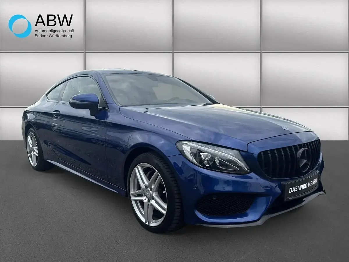 Gebraucht Mercedes C200 AMG line 184 PS (135 kW) 2017 Blau Coupé