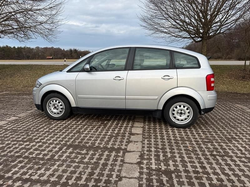 Gebraucht Audi A2 61 PS (44 kW) 2001 Silber Kleinwagen