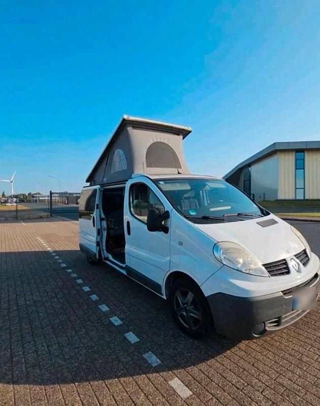 Gebraucht Renault Trafic 116 PS (85 kW) 2008 Weiß Van / Kleinbus