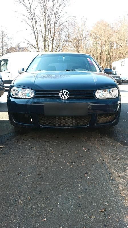 Gebraucht VW Golf IV 75 PS (55 kW) 2001 Blau Kleinwagen