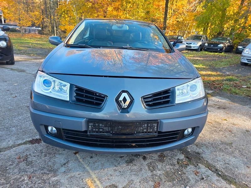 Gebraucht Renault Mégane Cabriolet Dynamique 131 PS (96 kW) 2006 Grau Cabrio