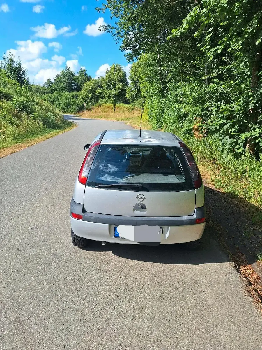 Gebraucht Opel Corsa 75 PS (55 kW) 2002 Silber Kleinwagen