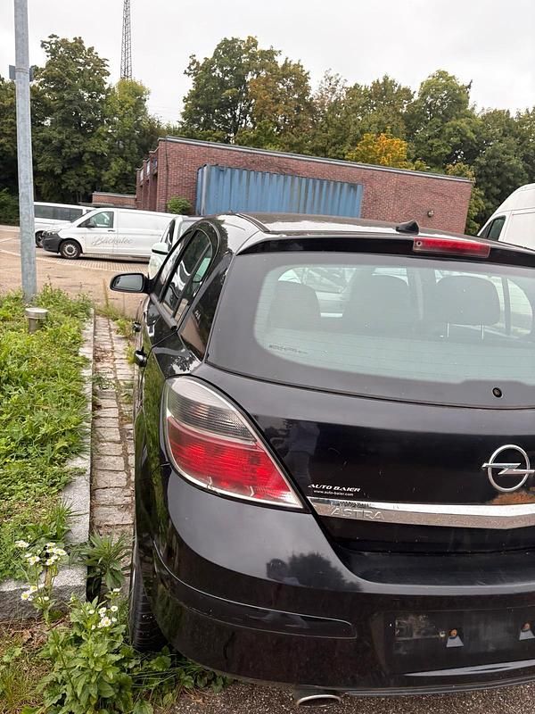 Gebraucht 2007 Opel Astra Limousine | 1.100 € (Superpreis) - Bild 1/4
