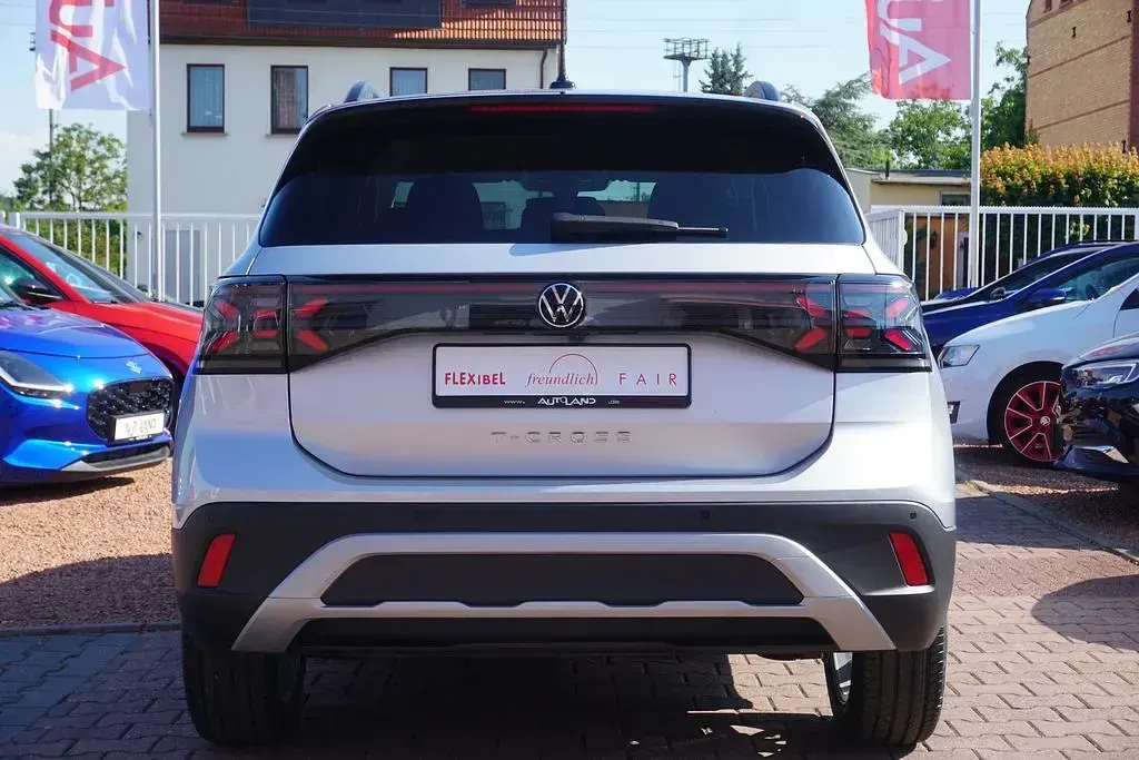 Neu VW T-Cross 150 PS (110 kW) 2026 Silber SUV