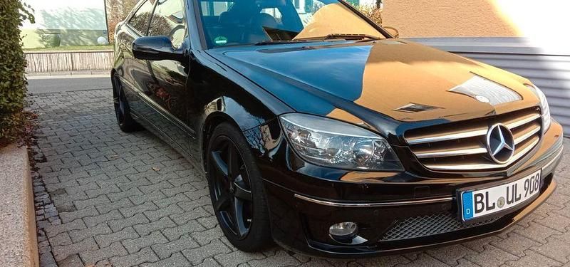 Schwarz Gebraucht 2009 Mercedes CLK200 Cabrio | 4.900 € (Superpreis) - Bild 1/4