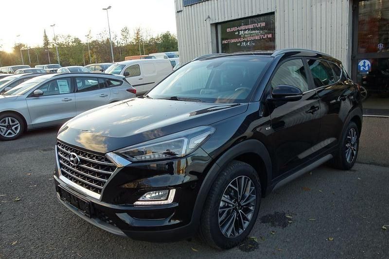 Schwarz Gebraucht 2020 Hyundai Tucson Style SUV | 21.880 € (Superpreis) - Bild 1/4
