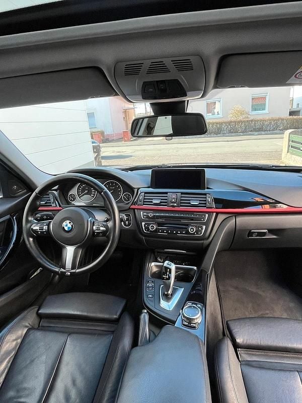 Second-hand BMW 335 306 CP (225 kW) 2014 Andere farben Berlinǎ
