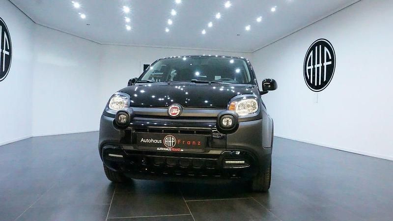 Gebraucht Fiat Panda 69 PS (50 kW) 2023 Schwarz Kleinwagen