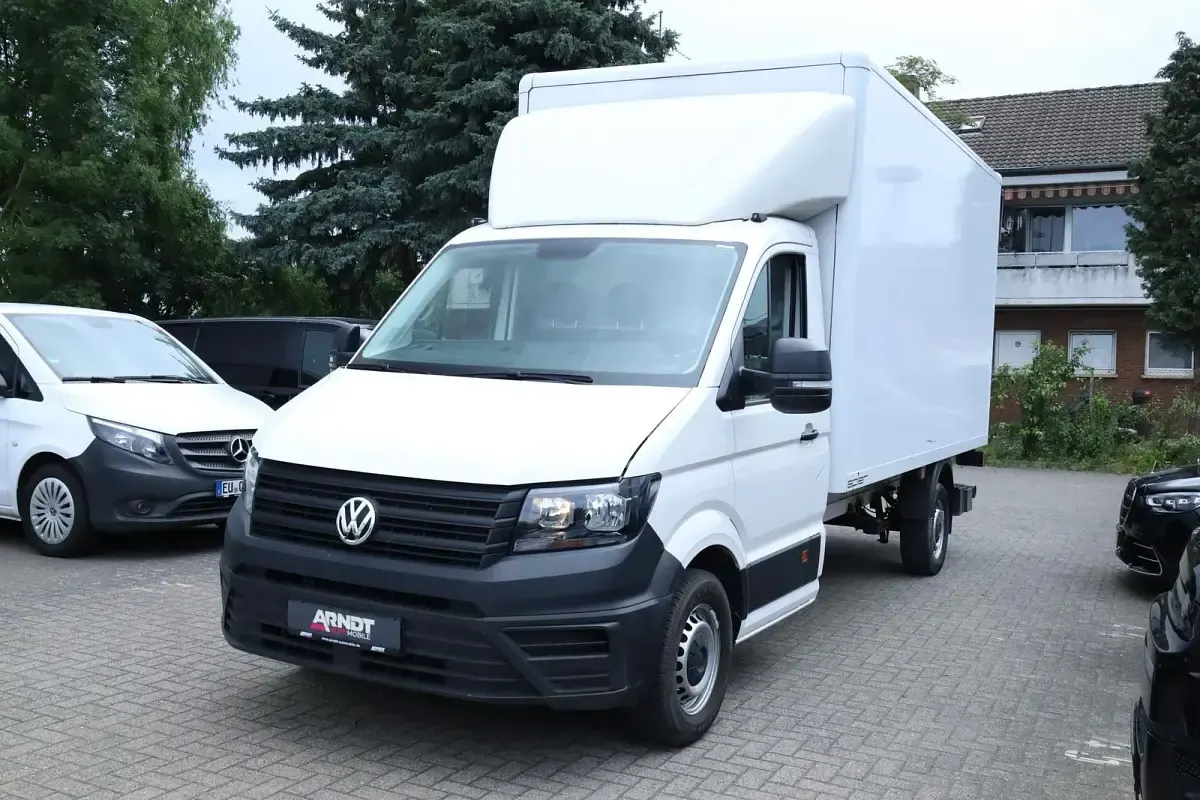 Gebraucht VW Crafter 177 PS (130 kW) 2024 Candyweiß Van