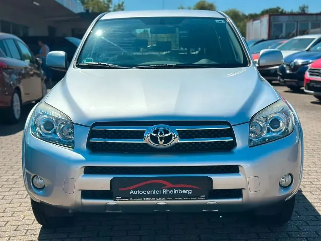 Gebraucht Toyota RAV4 177 PS (130 kW) 2009 Silber SUV