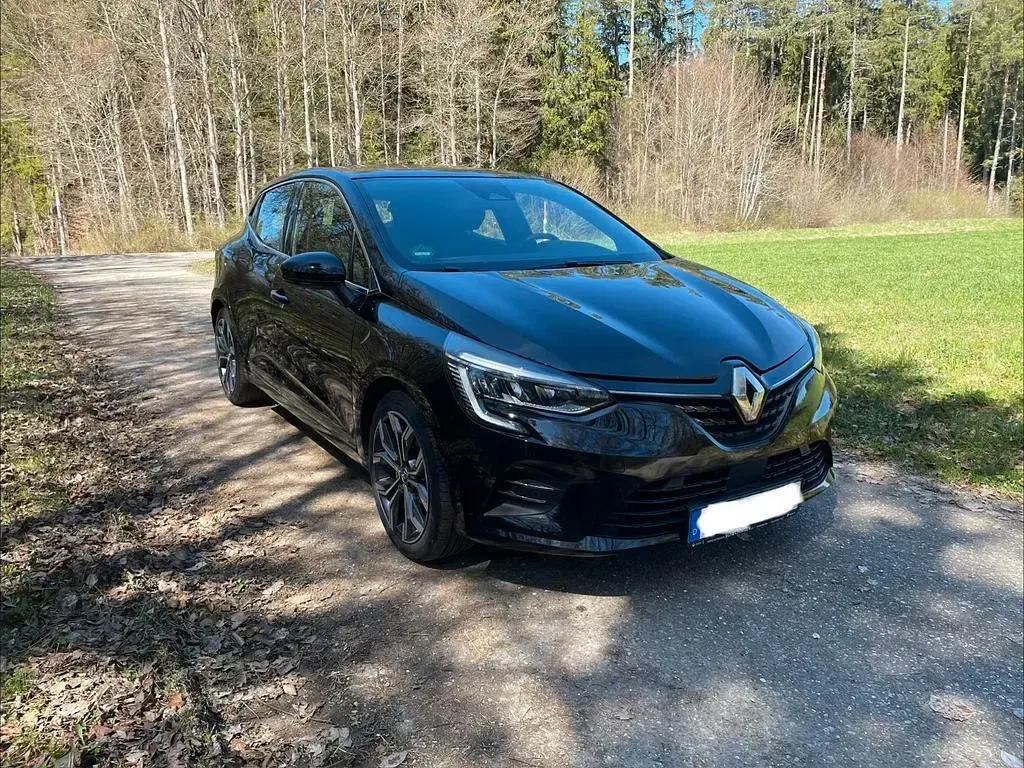 Gebraucht Renault Clio V 131 PS (96 kW) 2020 Schwarz Limousine