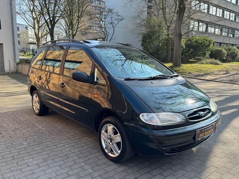 Gebraucht Ford Galaxy 116 PS (85 kW) 1996 Grün Van / Kleinbus