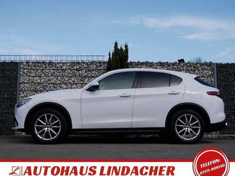 Gebraucht Alfa Romeo Stelvio 280 PS (205 kW) 2017 Colore esterno (bianco alfa) SUV