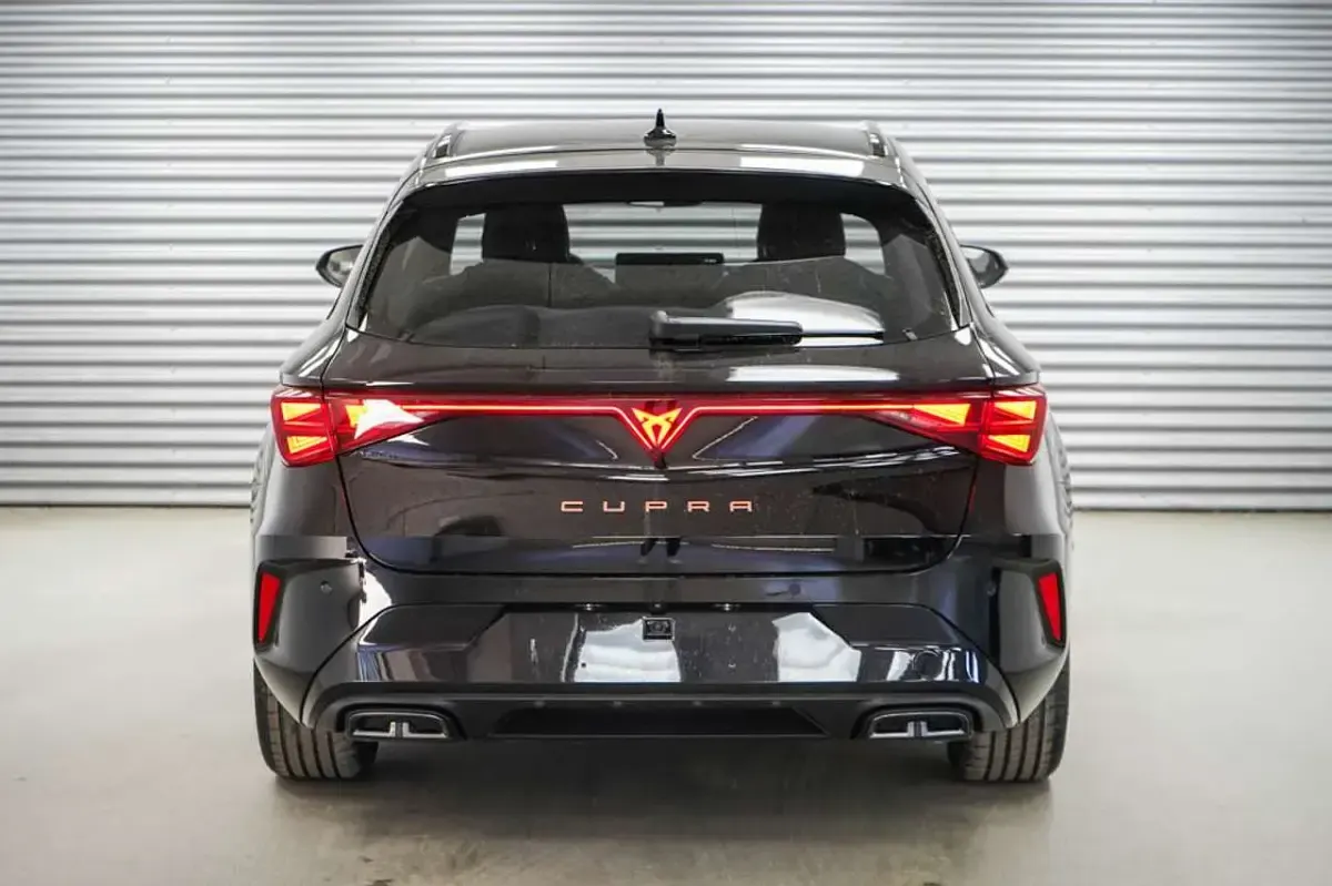 Ny Cupra Leon 204 HK (150 kW) 2026 Sort Stationcar