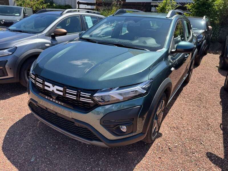 Neu Dacia Sandero Expression 91 PS (66 kW) 2025 Zeder grün Kleinwagen