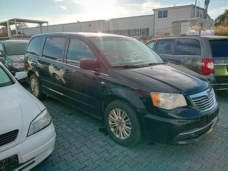 Gebraucht Lancia Voyager Silver 177 PS (130 kW) 2014 Schwarz Van / Kleinbus