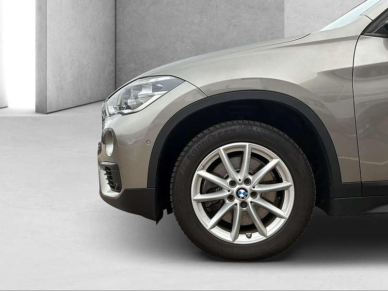 Gebraucht BMW X1 Advantage 192 PS (141 kW) 2017 Platinsilber SUV