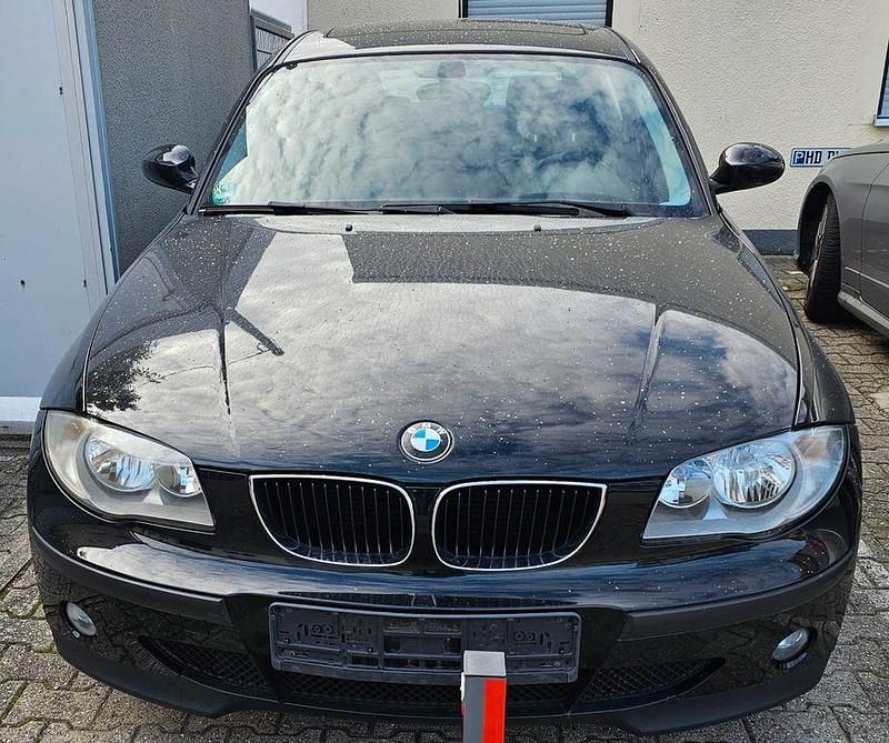 Schwarz Gebraucht 2006 BMW 116 Kleinwagen | 4.200 € (Etwas zu teuer) - Bild 1/4