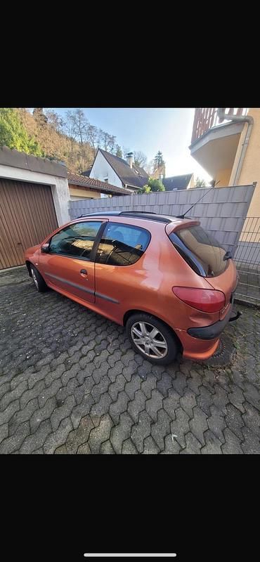 Gebraucht Peugeot 206 105 PS (77 kW) 2001 Kleinwagen