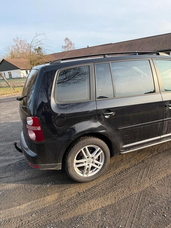 Gebraucht VW Touran 140 PS (102 kW) 2007 Schwarz Van / Kleinbus