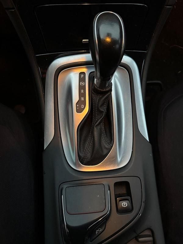 Gebraucht Opel Insignia 194 PS (142 kW) 2014 Braun Limousine