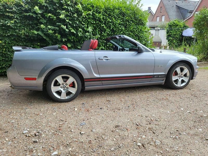 Silber Gebraucht 2006 Ford Mustang GT Cabrio | 12.500 € (Superpreis) - Bild 1/4