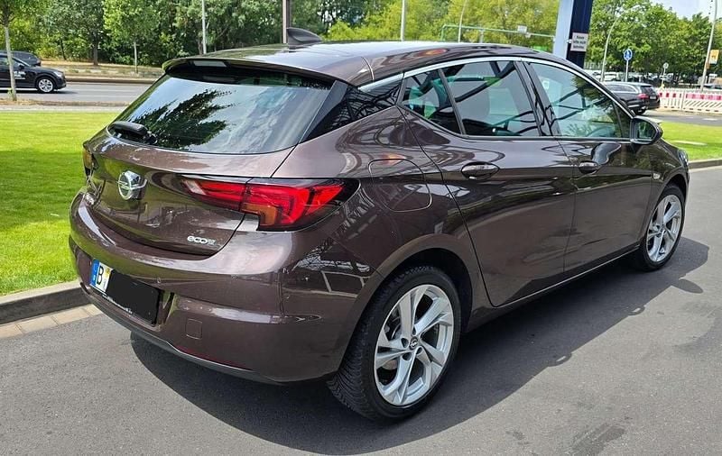 Braun Gebraucht 2015 Opel Astra Innovation Limousine | 8.900 € (Guter Preis) - Bild 1/4