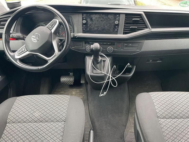 Gebraucht VW Multivan 150 PS (110 kW) 2020 Grau Van