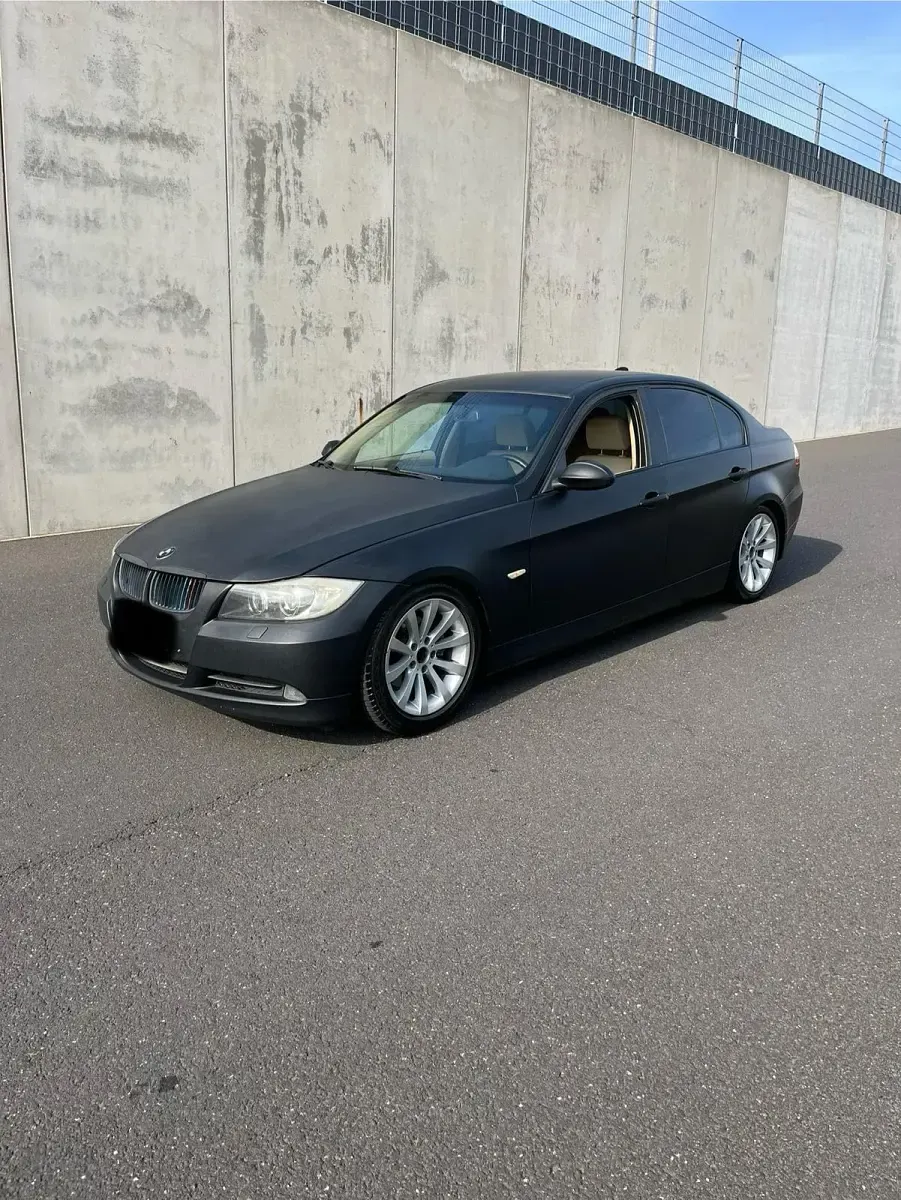 Gebraucht BMW 325 218 PS (160 kW) 2005 Limousine