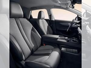 Neu MG MG4 EV 139 kW (190 PS) 2026 Rot (dynamic red) Kleinwagen