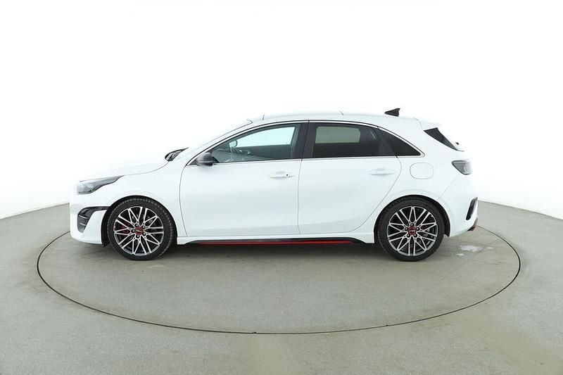 Gebraucht Kia Ceed GT GT 204 PS (150 kW) 2024 Weiß Limousine