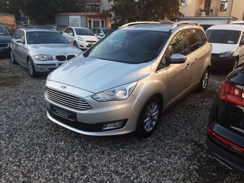 Gebraucht Ford Grand C-Max Titanium 125 PS (91 kW) 2018 Grau Van / Kleinbus